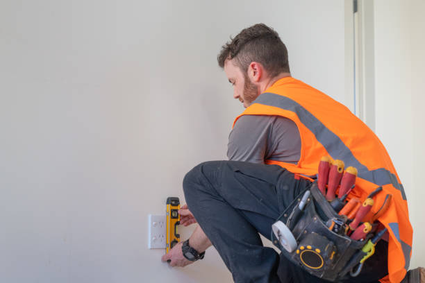 Best Commercial Electrician Services  in Edgewood, NM